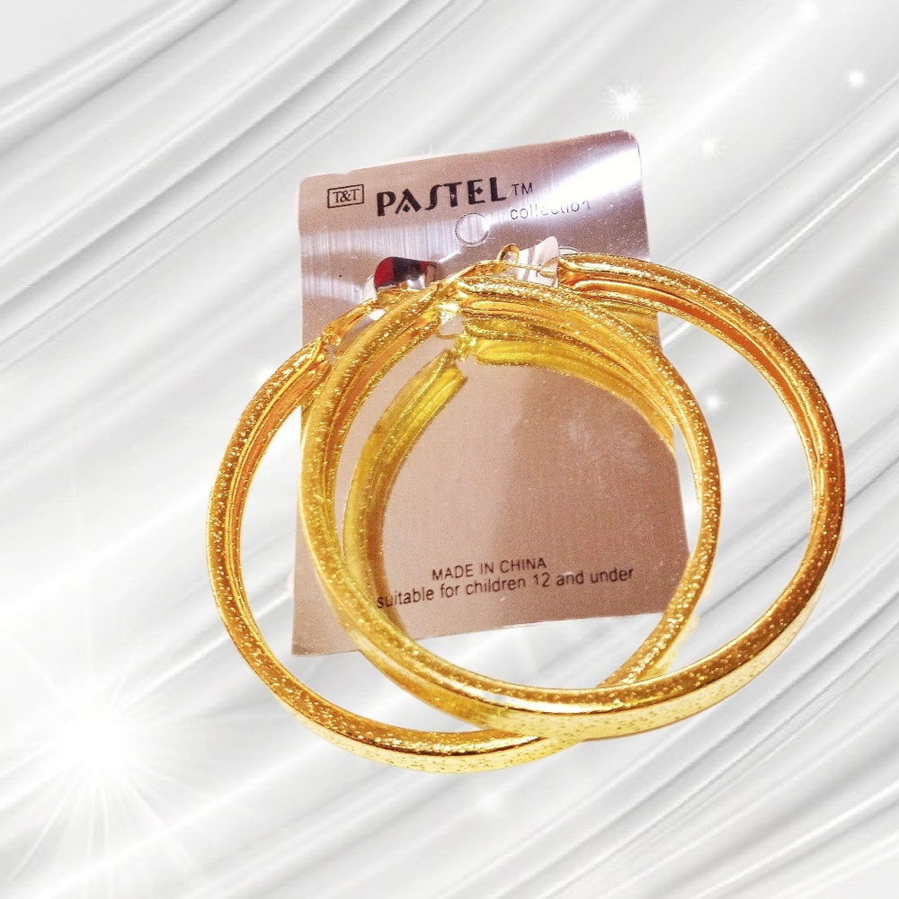 Pastel~ Huge Gold Tone Round Earrings